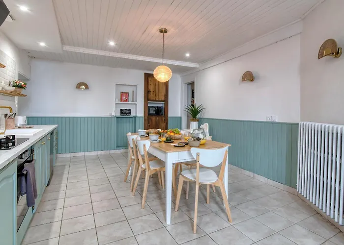 Appartement Coeur De Vie   Hyper Centre De De Bigorre *